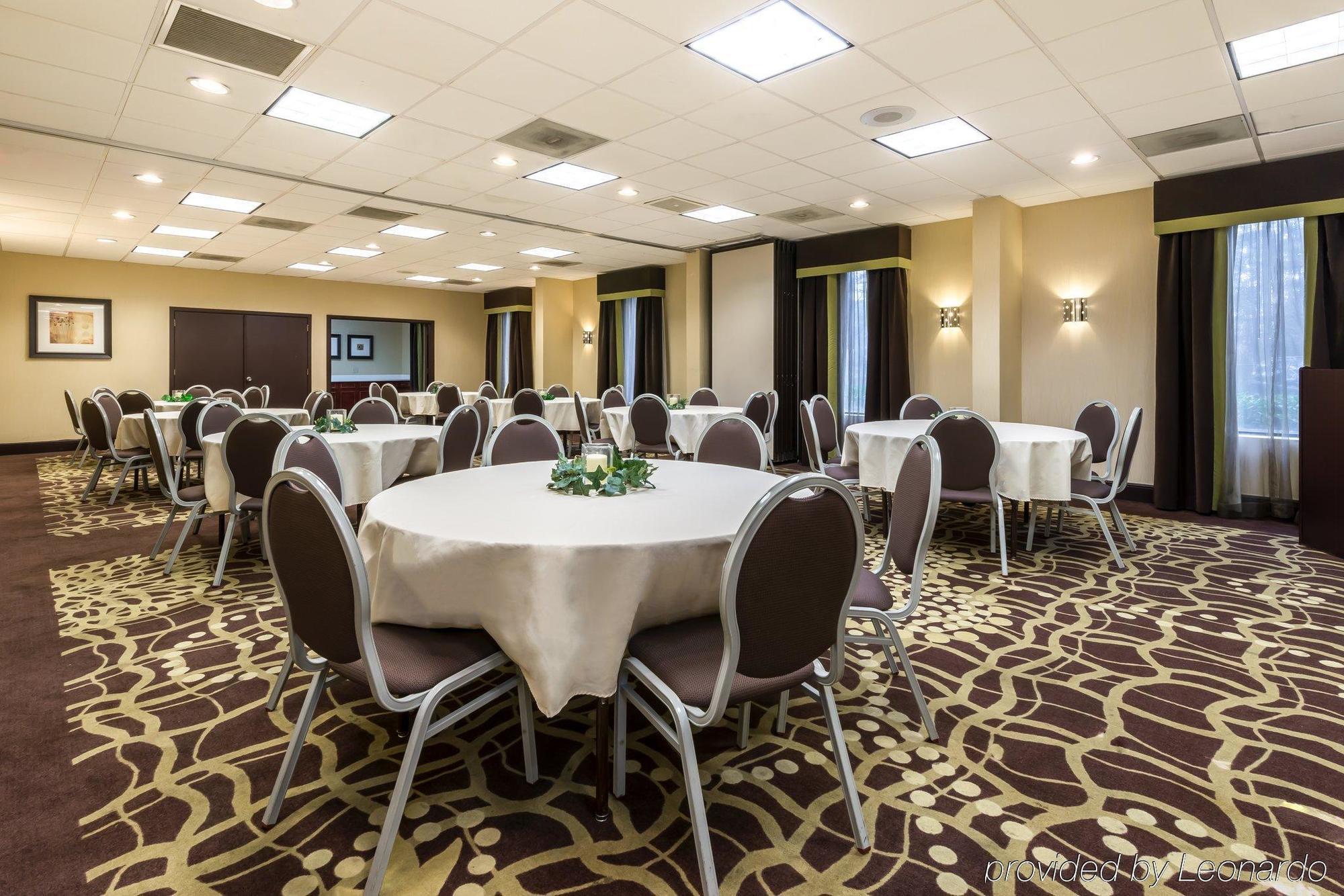 Holiday Inn Express Atlanta Airport-College Park By Ihg Extérieur photo