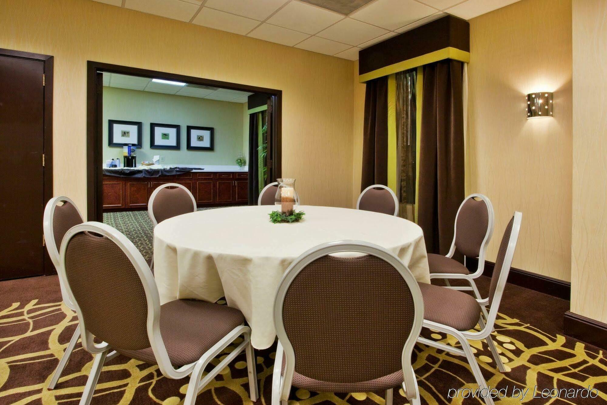 Holiday Inn Express Atlanta Airport-College Park By Ihg Extérieur photo